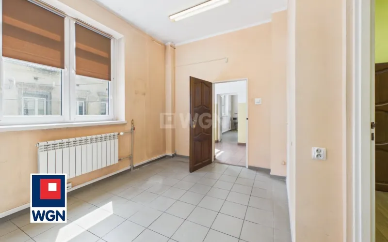 Lokal usługowy na  wynajem Lipno - REPREZENTACYJNY LOKAL BIUROWO-USŁUGOWY W CENTRUM LIPNA
